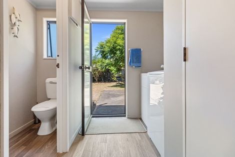 Photo of property in 9 Coronation Row, Pauanui, Hikuai, 3579