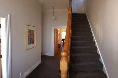 Photo of property in 5 Moeller Street, Mount Victoria, Wellington, 6011