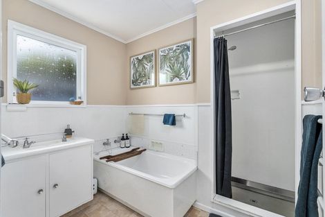Photo of property in 25 Alexander Street, Awapuni, Palmerston North, 4412