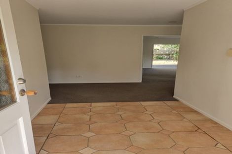 Photo of property in 1/7 Thurston Place, Bucklands Beach, Auckland, 2012