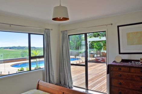 Photo of property in 66 Waiteitei Road, Wellsford, 0974