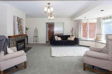 Photo of property in 42 Grahams Road, Ilam, Christchurch, 8041