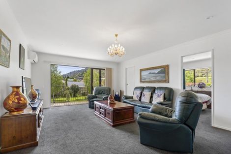Photo of property in 21 Turners Road, Waikawa, Picton, 7220