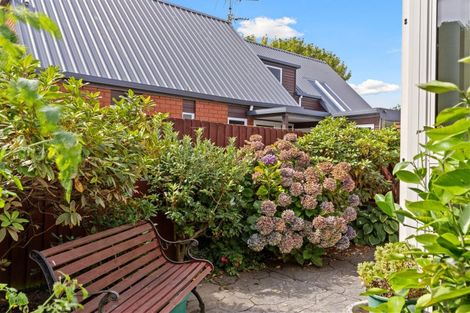 Photo of property in 3/35 Avonhead Road, Avonhead, Christchurch, 8042