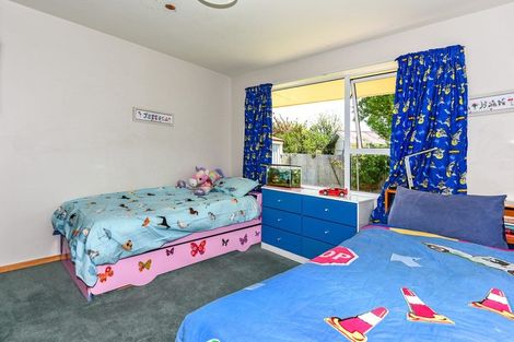 Photo of property in 29 Shetland Street, Woolston, Christchurch, 8062