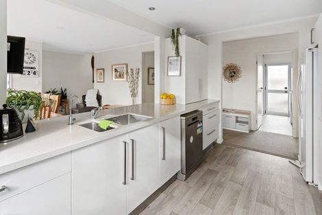 Photo of property in 24 Perindale Drive, Chartwell, Hamilton, 3210