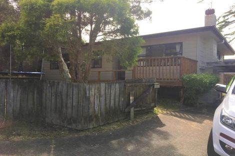 Photo of property in 2/23b View Road, Glenfield, Auckland, 0627
