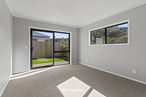Photo of property in 38 Harry Martin Lane, Wainuiomata, Lower Hutt, 5014