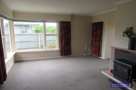 Photo of property in 4 Fairmile Place, Russley, Christchurch, 8042