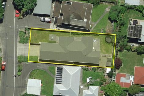 Photo of property in 60 Airlie Road, Plimmerton, Porirua, 5026