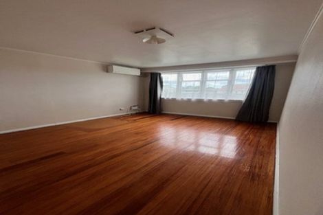 Photo of property in 35 Tobin Street, Pukekohe, 2120