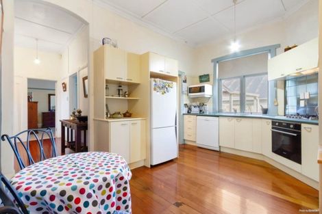 Photo of property in 54 Delta Avenue, New Lynn, Auckland, 0600