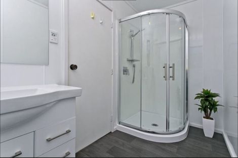 Photo of property in 70 Spinella Drive, Bayview, Auckland, 0629