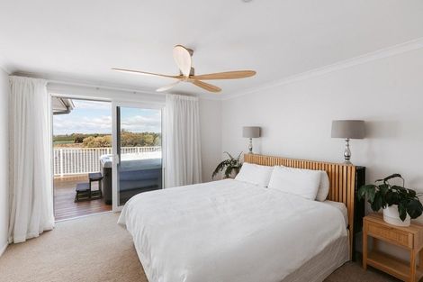 Photo of property in 26 Oyster Place, Omokoroa, 3114