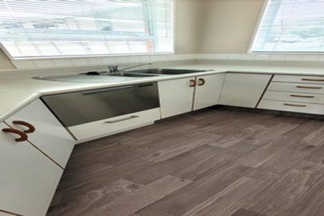 Photo of property in 8 Burns Street, Westown, New Plymouth, 4310