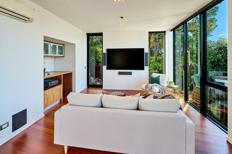 Photo of property in 24d Mandalay Terrace, Khandallah, Wellington, 6035