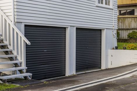 Photo of property in 4233 Great North Road, Glendene, Auckland, 0602