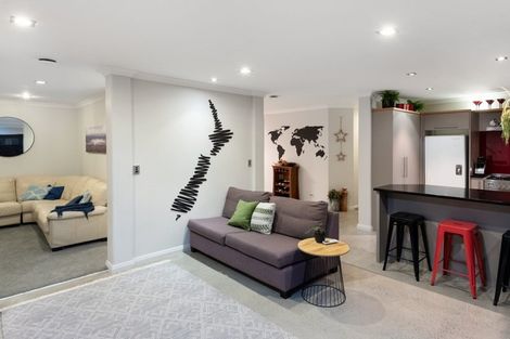 Photo of property in 618 Gloucester Road, Papamoa Beach, Papamoa, 3118