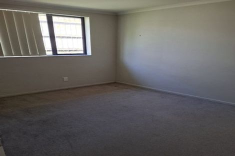 Photo of property in 41 Keri Vista Rise, Papakura, 2110