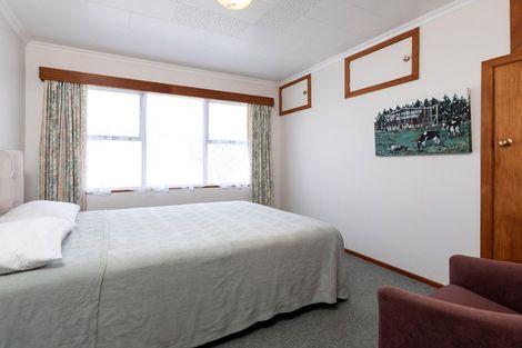 Photo of property in 11 Standish Street, Inglewood, 4330