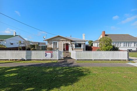 Photo of property in 52 Dixon Avenue, Hawera, 4610