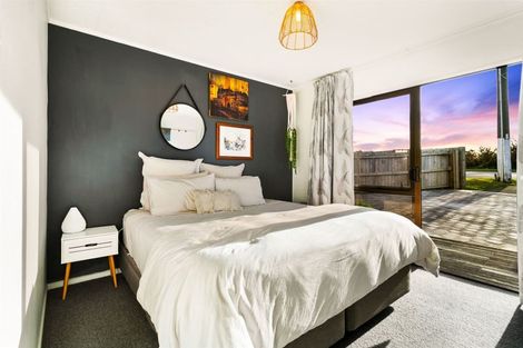 Photo of property in 2/30 Seymour Road, Sunnyvale, Auckland, 0612