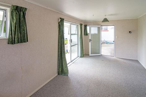 Photo of property in 2 Iorns Street, Masterton, 5810