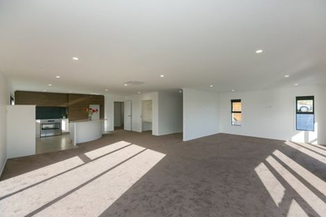 Photo of property in 3f Honeyfield Drive, Whalers Gate, New Plymouth, 4310
