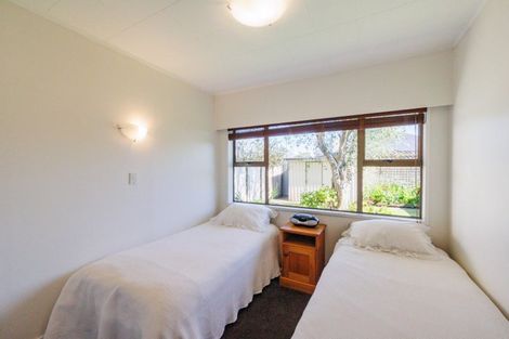 Photo of property in 27 Aintree Crescent, Awapuni, Palmerston North, 4412