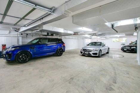 Photo of property in 26 Cameron Road, Bluff Hill, Napier, 4110