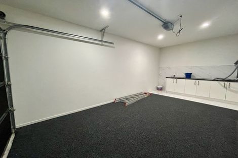 Photo of property in 6b Carlos Drive, Flat Bush, Auckland, 2016