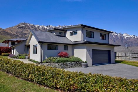 Photo of property in 13 Copper Beech Avenue, Frankton, Queenstown, 9300