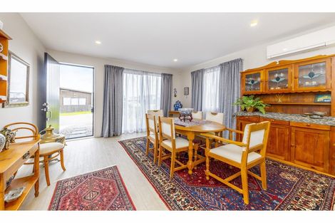 Photo of property in 2 Command Lane, Papakura, 2110