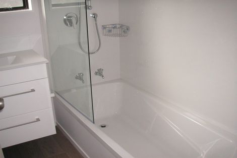 Photo of property in 27 Ihle Street, Terrace End, Palmerston North, 4410