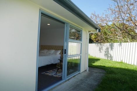 Photo of property in 206 Matai Road, Raumati Beach, Paraparaumu, 5032