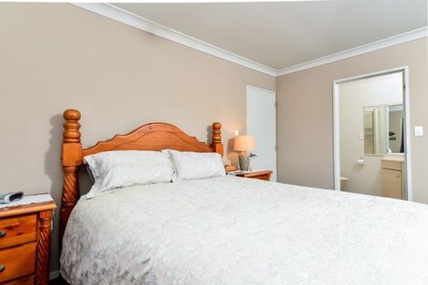 Photo of property in 94 Endeavour Avenue, Flagstaff, Hamilton, 3210