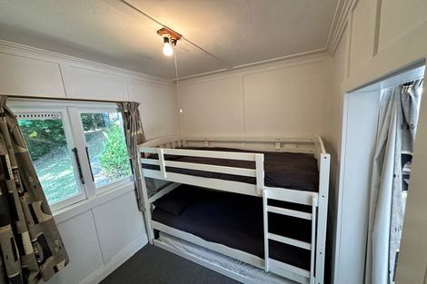 Photo of property in 12 Sylvan Glade, Piha, 0772