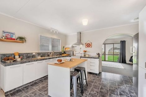 Photo of property in 53 Flanders Avenue, Onekawa, Napier, 4110