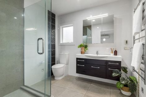 Photo of property in 58 Maxwelton Drive, Mairangi Bay, Auckland, 0630