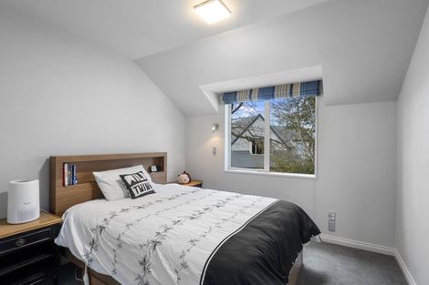 Photo of property in 90 Memorial Avenue, Ilam, Christchurch, 8053