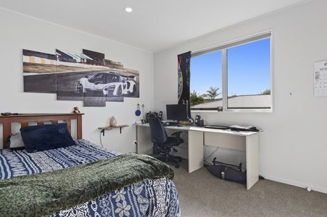 Photo of property in 115b Harbour View Road, Omokoroa, 3114