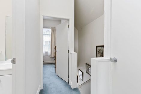 Photo of property in 48 Pipitea Street, Thorndon, Wellington, 6011