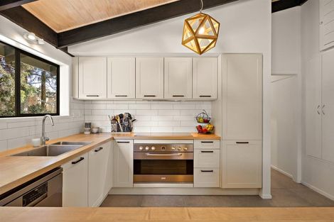 Photo of property in 1115 State Highway 16, Waimauku, 0883