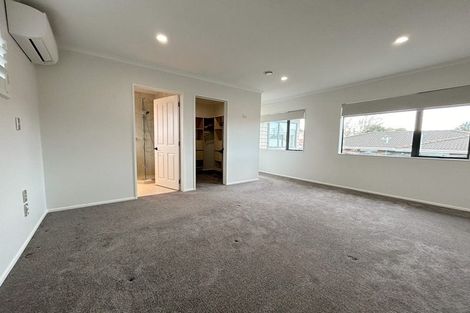 Photo of property in 17 Waiohua Road, Greenlane, Auckland, 1061