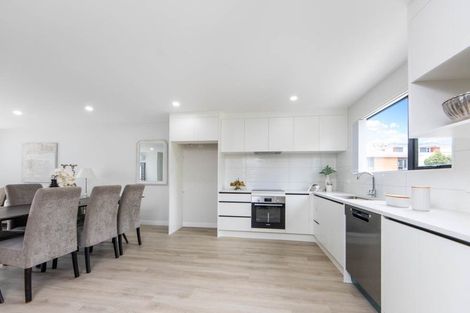 Photo of property in 3/41 Marriott Road, Pakuranga, Auckland, 2010