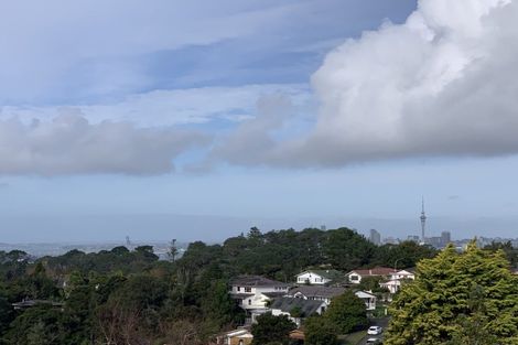 Photo of property in 11 Murano Place, Chatswood, Auckland, 0626