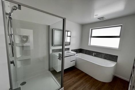 Photo of property in 4 Taurangawaka Road, One Tree Point, 0118