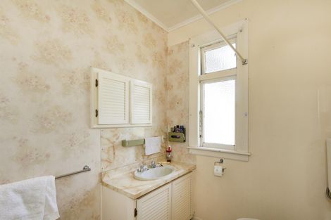 Photo of property in 33 Lynn Street, Oamaru North, Oamaru, 9400