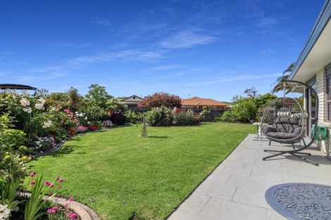 Photo of property in 2 Melia Place, Mount Maunganui, 3116