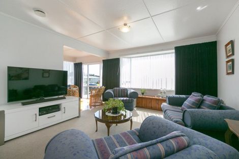 Photo of property in 71 Mould Street, Waitara, 4320